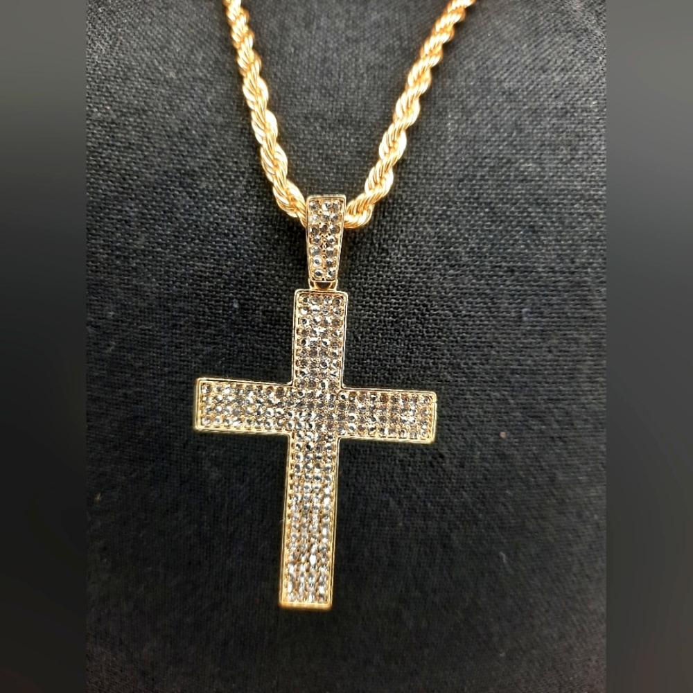Elegant Gold and Silver Cross Pendant Necklace